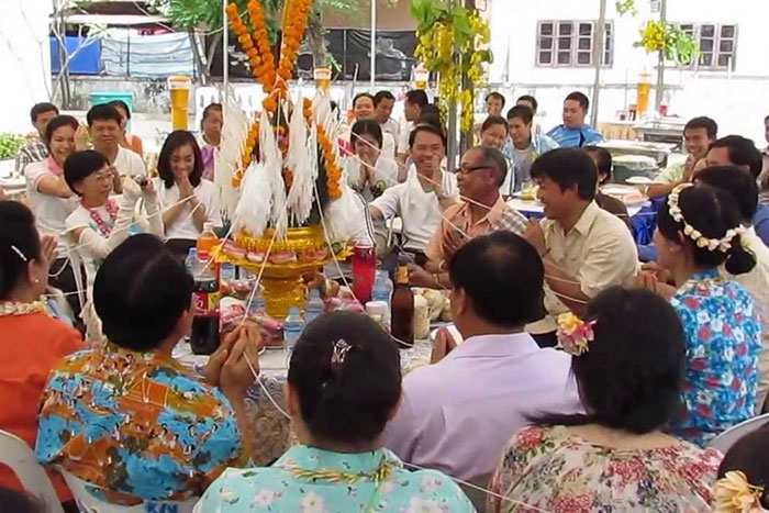 Visiter le Laos authentique cérémonie du baci